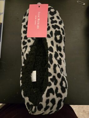 Isaac Mizrahi New York Leopard Cozy Slipper - Black & Gray